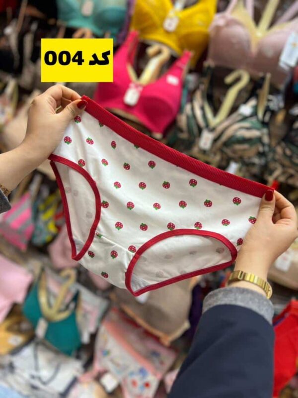 شورت عروسکی کد 004 توت فرنگی قرمز