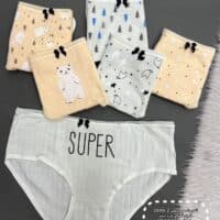 شورت عروسکی2-2889  خرس قطبی کرم سبز ( جین12 عددی )